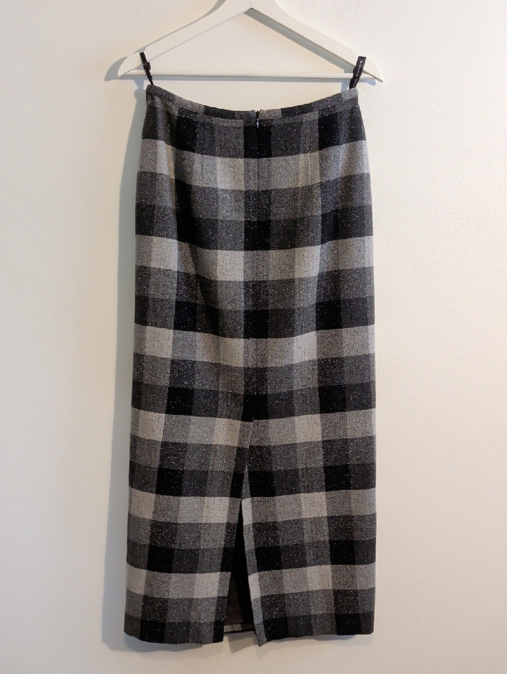 VINTAGE two-piece wool silk blend skirt suit - size 6 & 8 - Picture 13 of 16